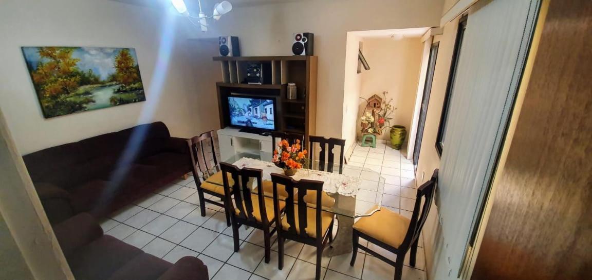 Aconchegante 2 Quartos Com Wifi + 1 Quarto Menor Apartment Guarapari Exterior photo